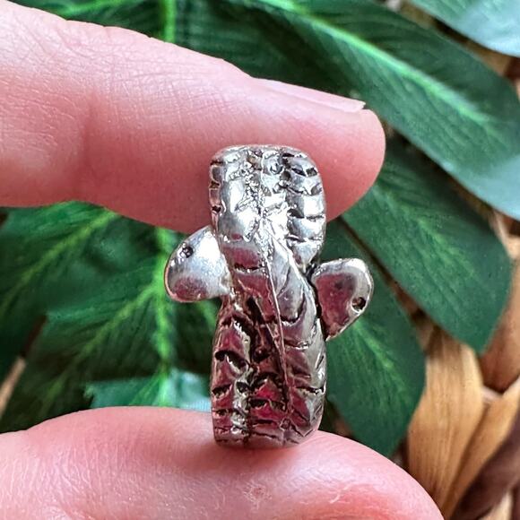 BOGO FREE vintage Silver intertwine snake ring - Picture 7 of 8